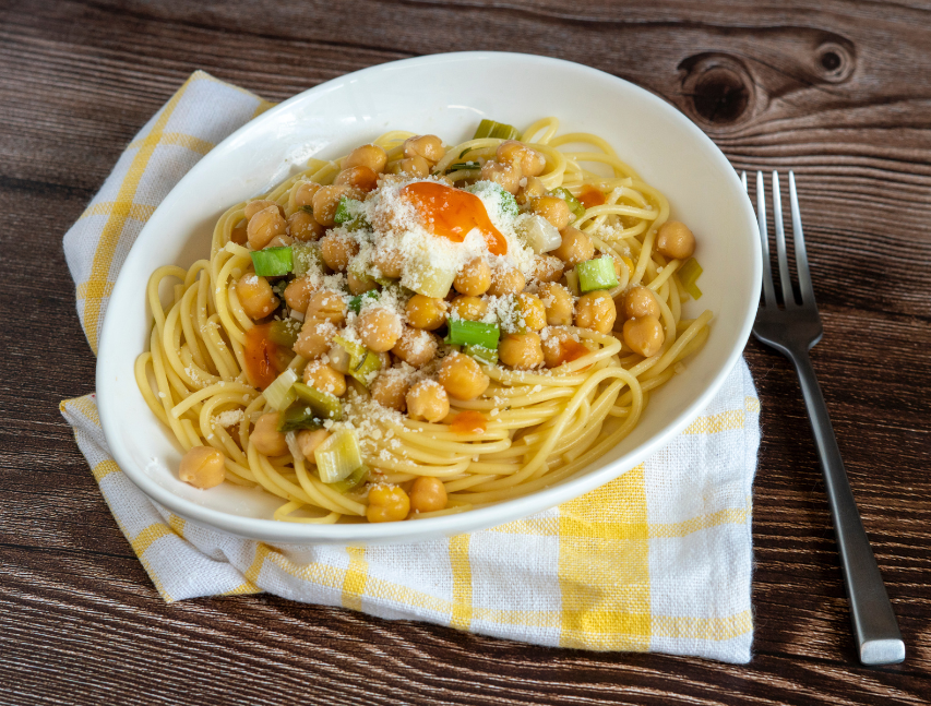 Pasta con garbanzos